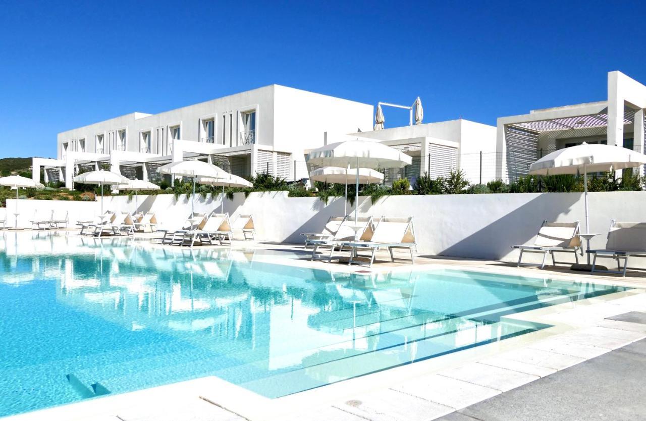 Resort Con Piscina A Soli 250 Mt Dalla Spiaggia La Pelosa Stintino Εξωτερικό φωτογραφία